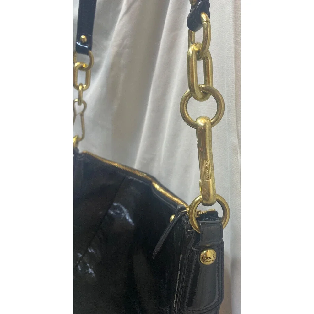 Coach Kristin Patent Leather Hobo Shoulder Bag AND Trifold wallet preowned